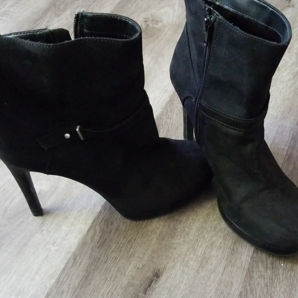H&M Ankle boots black suede 8.5